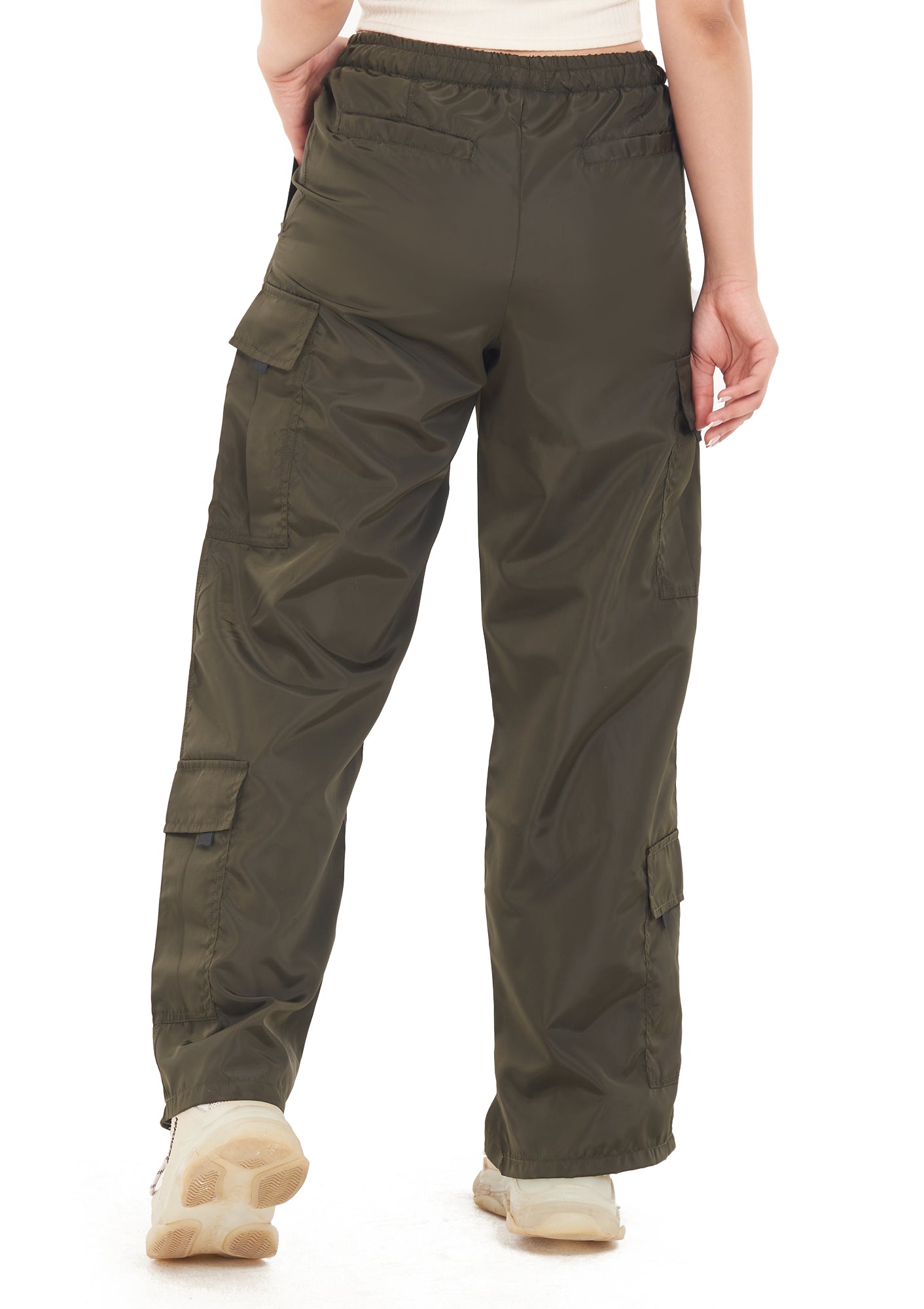 Olive pocket parachute pant