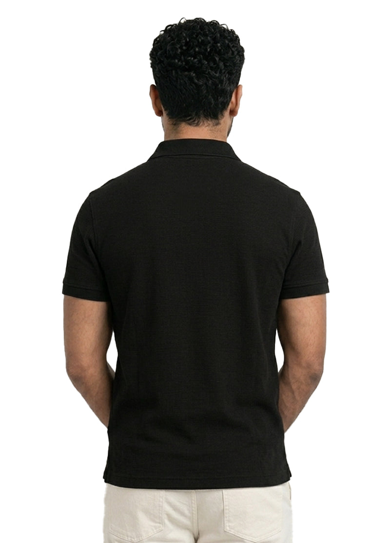 THE BLACK BUTTONED POLO SHIRT