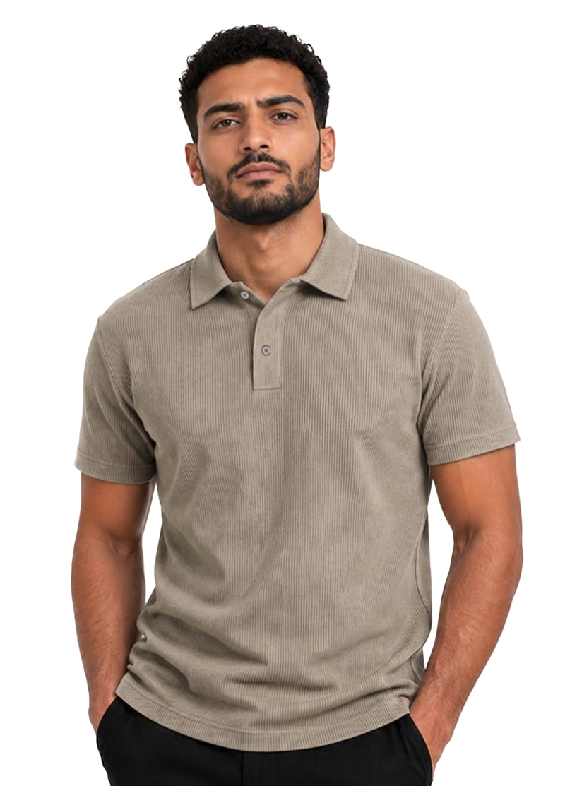 THE BEIGE BUTTONED POLO SHIRT