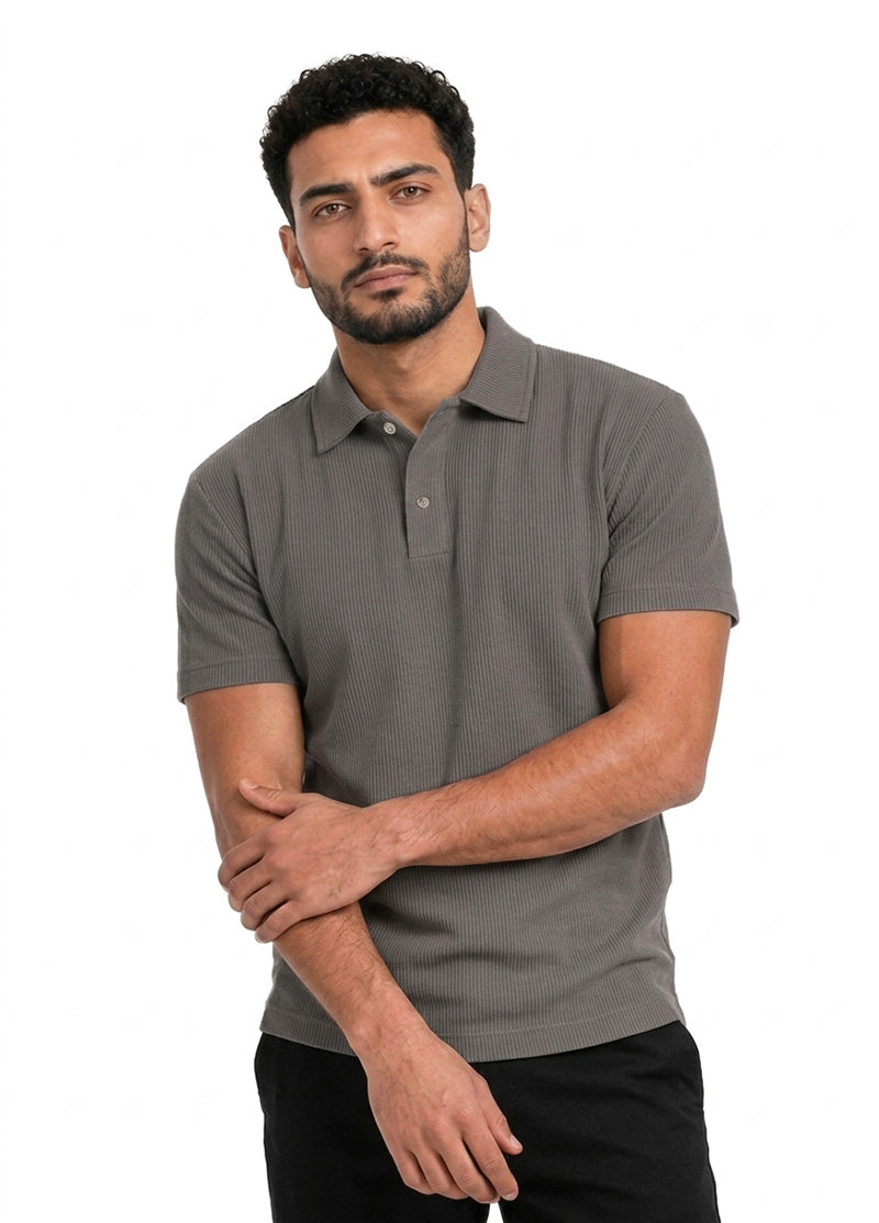 THE GRAY BUTTONED POLO SHIRT